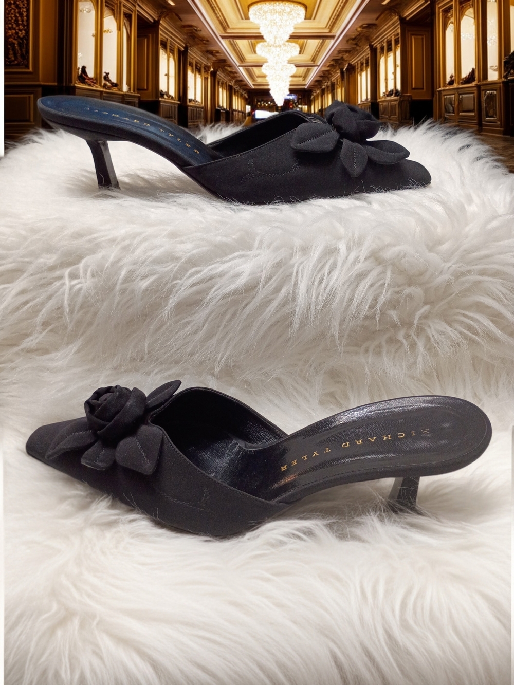 Richard Tyler Black Pointed-Toe Floral Mule Heels Size 7